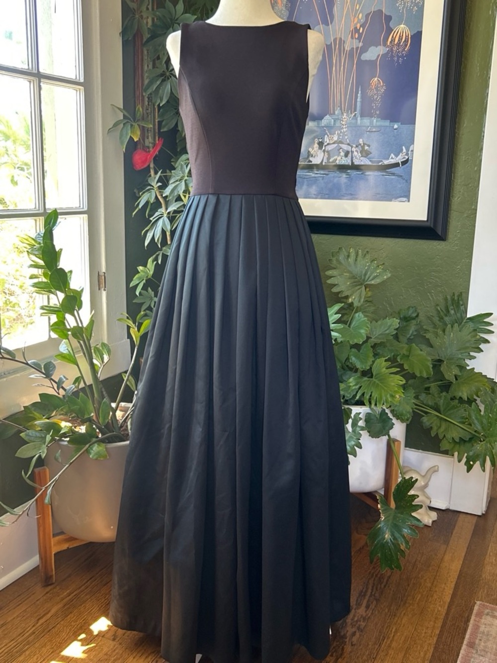 Vintage GOLD LABEL Cache Gown